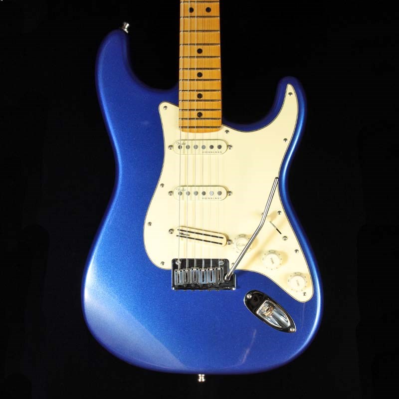 Fender USA Fender American Ultra Stratocaster HSS (COB)の画像